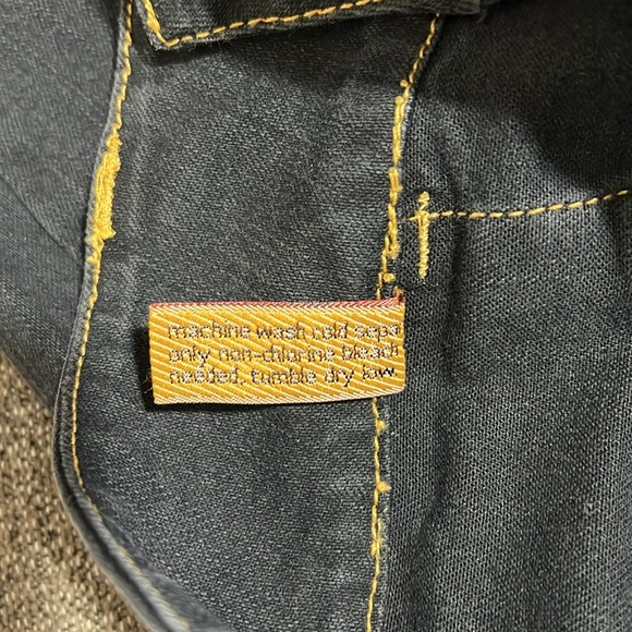 Twill Twenty Two Black Low Rise Jeans - Picture 14 of 15